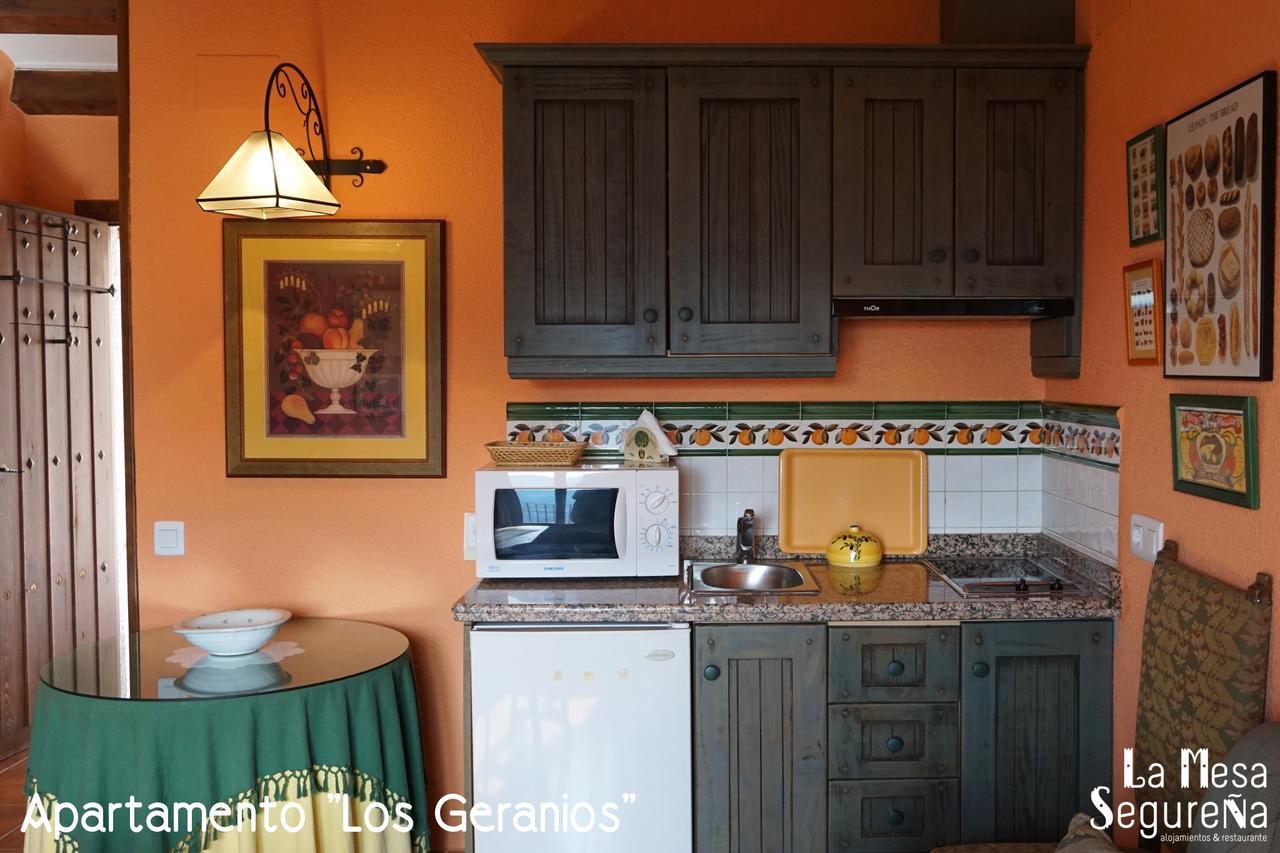סגורה דה לה סיירה La Mesa Segurena מראה חיצוני תמונה